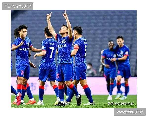 上海申花当前阶段防守稳固,进攻乏力问题持续制约球队表现与成绩走势 上海申花当前阶段防守稳固,进攻乏力问题持续制约球队表现与成绩走势