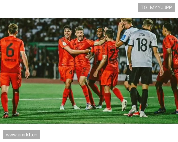 拜仁内部矛盾加剧：主帅与新援冲突暴露球队战术分歧与管理危机