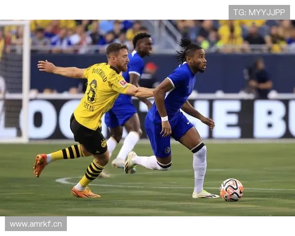 恩昆库从边锋到中路核心的角色演变解析