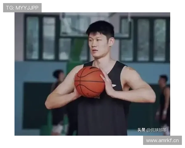 胡金秋家里冰箱塞满蛋白粉，连饮料都是无糖的